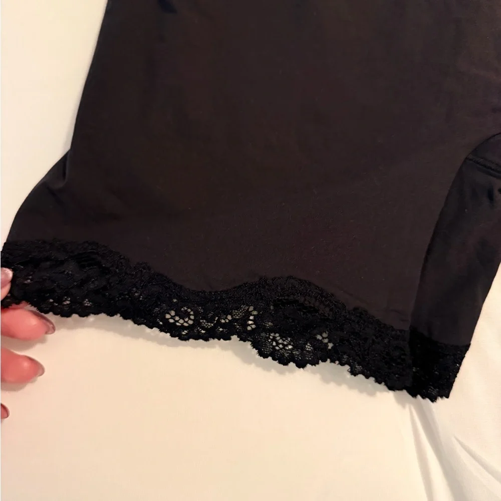SKIMS Fits Everybody Lace Triangle Onesie Onyx Black Lace-Trim Bodysuit XL NWT